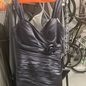 Women’s grey dress